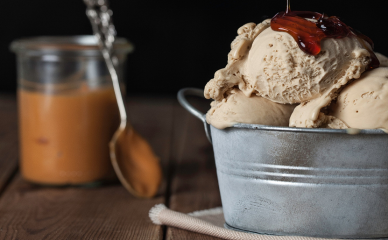 Read more about the article Maple Syrup ice cream
