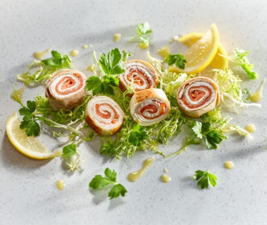 Read more about the article Smoked salmon and maple tortilla rolls