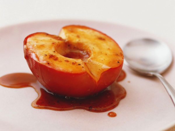 Baked Apples with Maple Sugar and Spread
