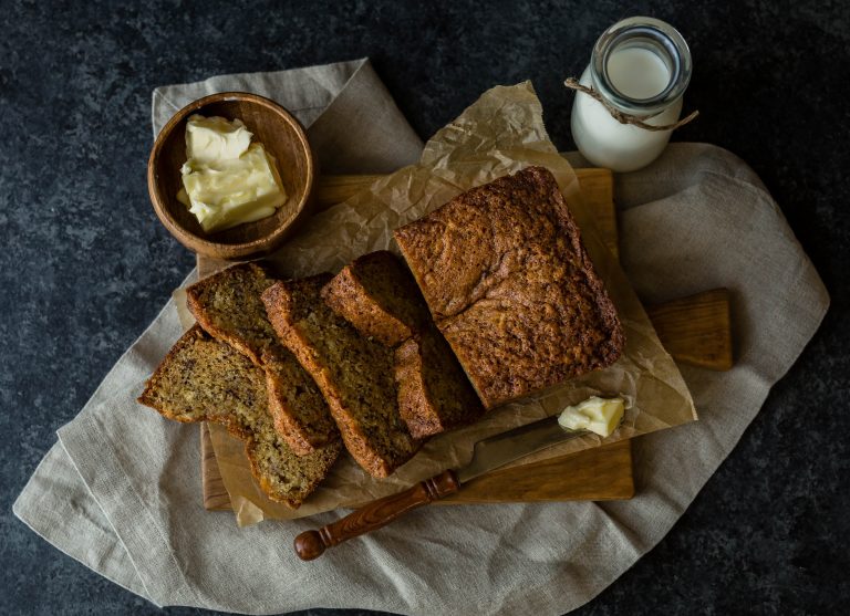 Read more about the article Maple-banana bread with flax